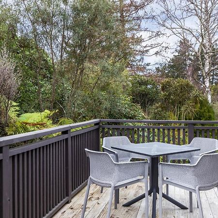 Turangi Trout Lodge Extérieur photo