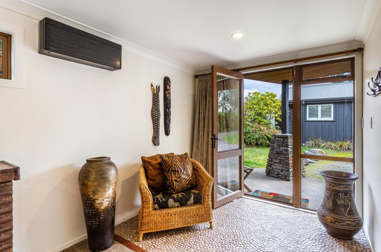 Turangi Trout Lodge Extérieur photo